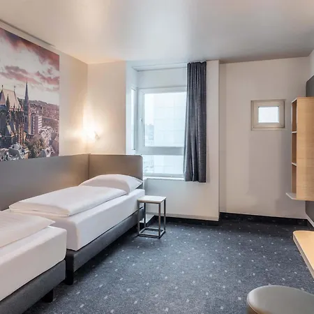 Aachen-hbf Hotel 3*