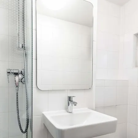 Aachen-hbf Hotel Akwizgran