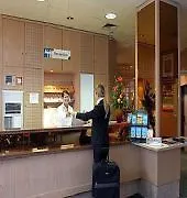 Aachen-hbf מלון 3*