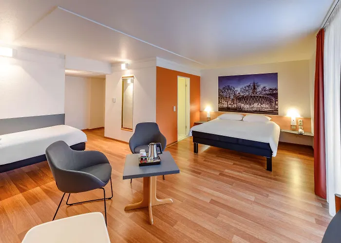 Aachen-hbf 3* アーヘン