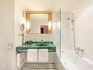 Aachen-hbf 3* آخن