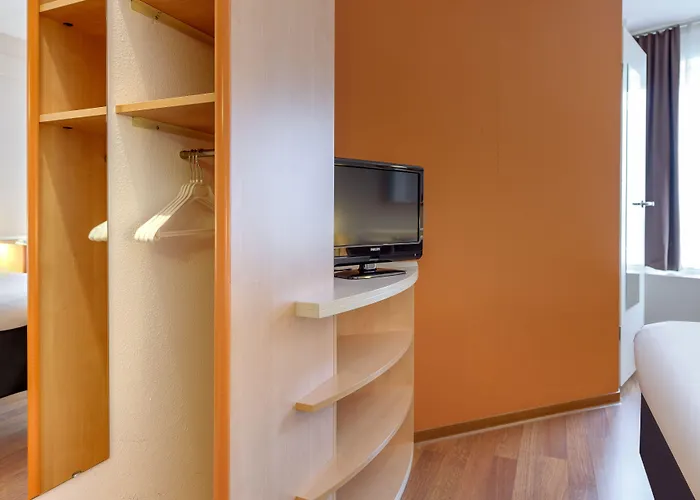 Aachen-hbf 3* アーヘン